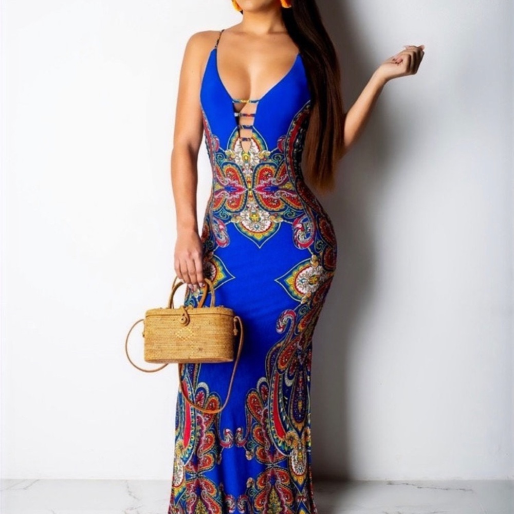 💫🏆HOST PICK💫🏆🛍Brand New🛍"Work Of Art"-Dress
